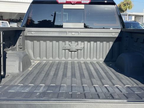 Certified 2025 Chevrolet Silverado 1500 High Country image 11