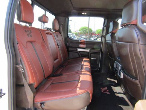 Used 2021 Ford F350 King Ranch w/ King Ranch Ultimate Package AWD/4WD image 13