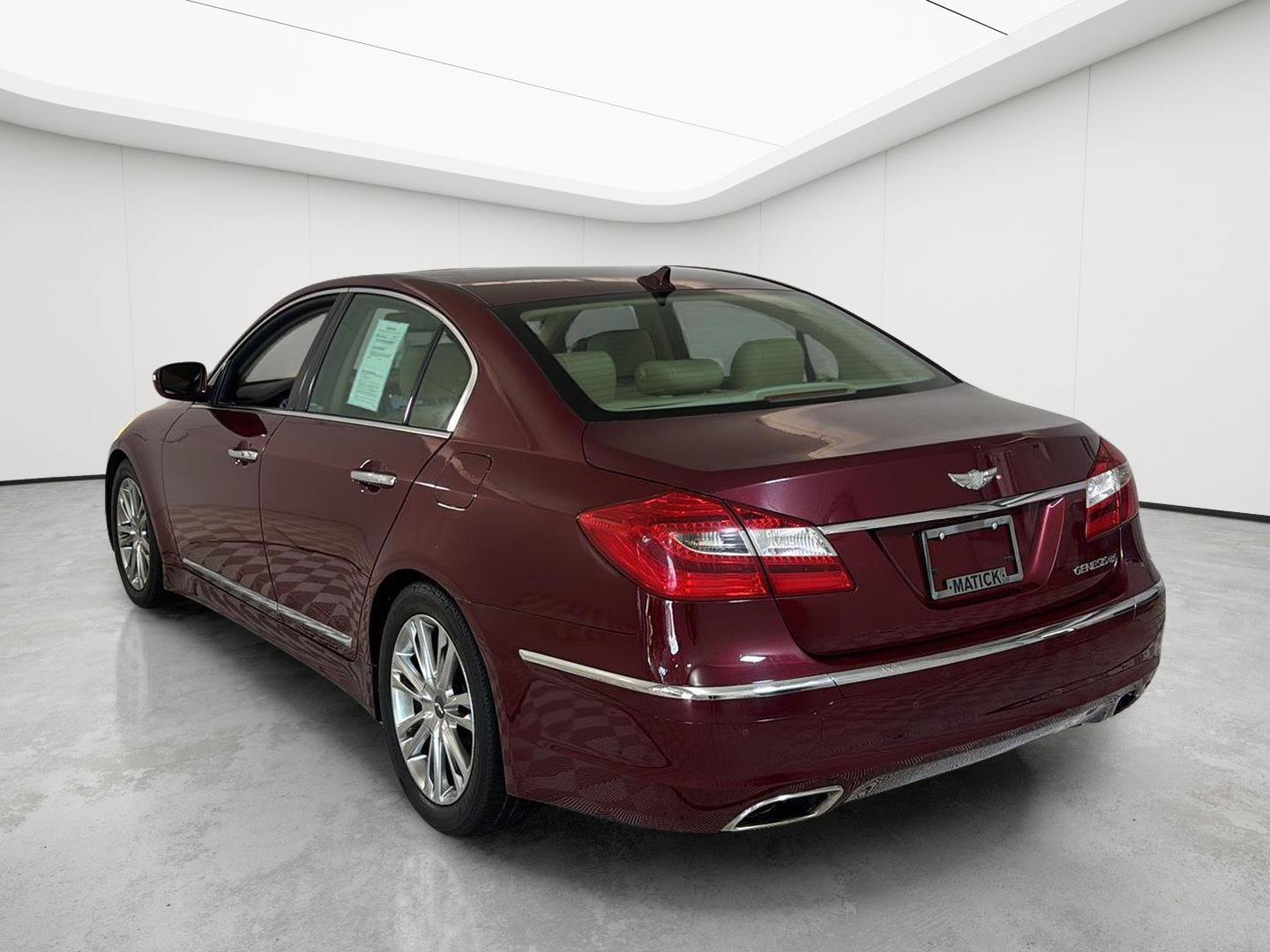 Used 2012 Hyundai Genesis 4.6 RWD image 4