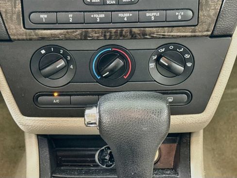 Used 2007 Mercury Milan V6 FWD image 14
