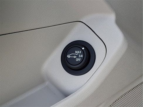 Used 2023 GMC Terrain Denali w/ Denali Premium Package image 19