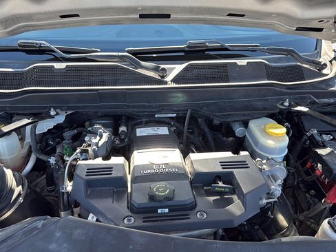Used 2020 RAM 2500 Limited AWD/4WD image 29