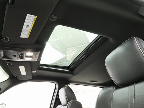 Used 2017 RAM 3500 Laramie Longhorn image 34