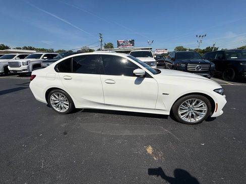 Used 2023 BMW 330e xDrive AWD/4WD image 2