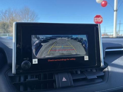 Used 2023 Toyota RAV4 AWD Hybrid image 19