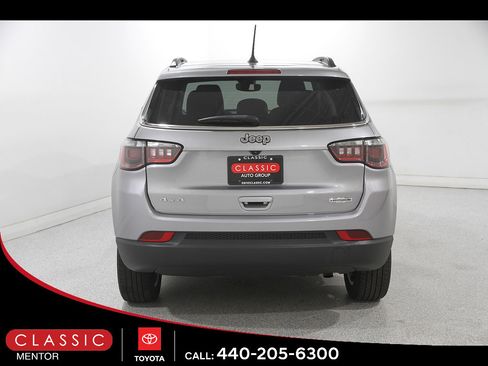 Used 2022 Jeep Compass Latitude w/ Sun and Sound Group AWD/4WD image 20