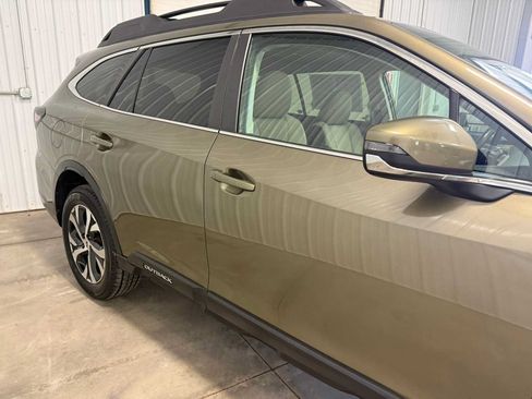 Certified 2022 Subaru Outback Limited AWD/4WD image 11