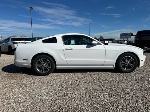 Used 2014 Ford Mustang Premium RWD image 12