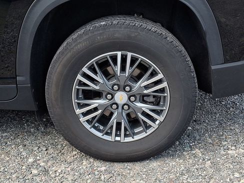 Used 2024 Chevrolet Traverse LT FWD image 31