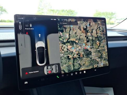 Used 2025 Tesla Model 3 RWD image 16