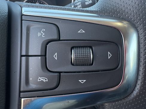 Used 2024 Chevrolet Blazer LT w/ Convenience Package FWD image 10