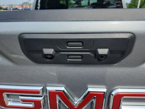 New 2026 GMC Sierra 1500 SLT w/ SLT Premium Plus Package image 9