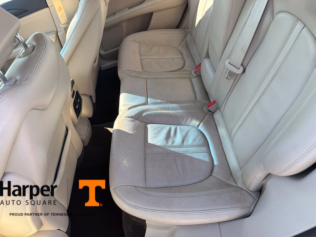 Used 2018 Lincoln MKZ Select w/ Select Plus Package AWD/4WD image 10