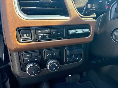 Used 2021 Chevrolet Tahoe High Country AWD/4WD image 25