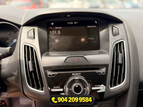 Used 2018 Ford Focus SEL FWD image 15