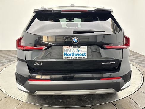 Used 2023 BMW X1 xDrive28i image 15