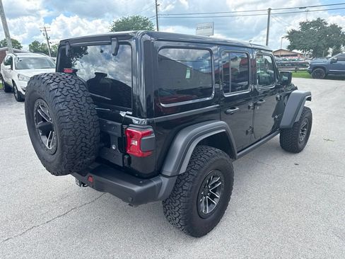 Used 2026 Jeep Wrangler Unlimited Rubicon 392 w/ Quick Order Package 27X Moab AWD/4WD image 3