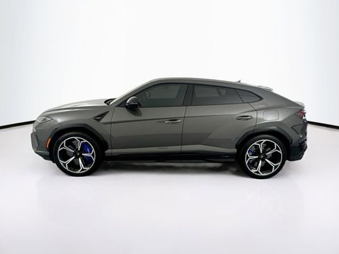 Used 2025 Lamborghini Urus Performante AWD/4WD image 8