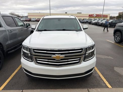 Used 2019 Chevrolet Tahoe LS image 2