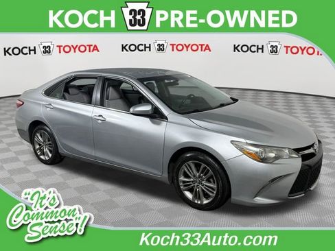 Used 2016 Toyota Camry SE w/ Four Season Floor Mat Package FWD image 1