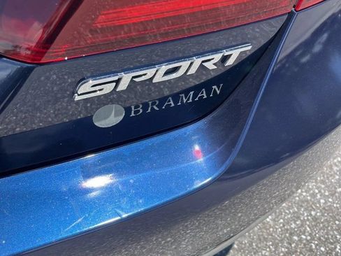 Used 2017 Honda Accord Sport image 19