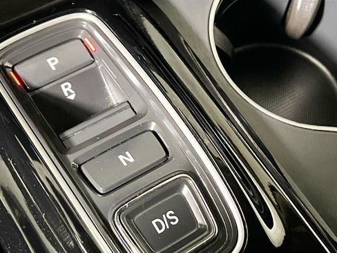 Used 2023 Honda Pilot Elite image 17