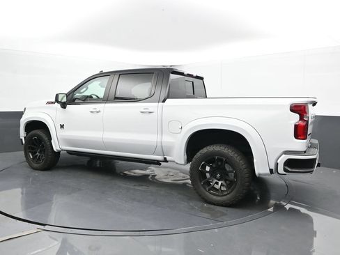 Used 2022 Chevrolet Silverado 1500 RST AWD/4WD image 10
