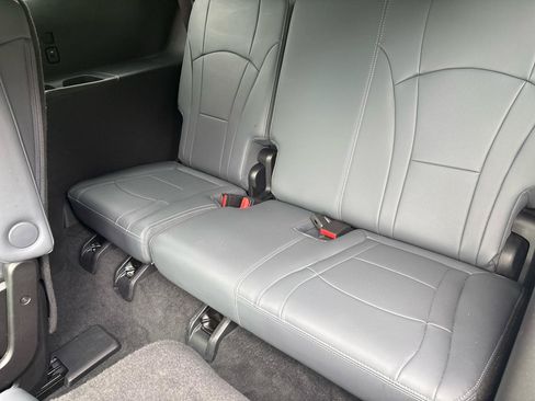 Used 2023 Buick Enclave Essence w/ Experience Buick Package AWD/4WD image 22