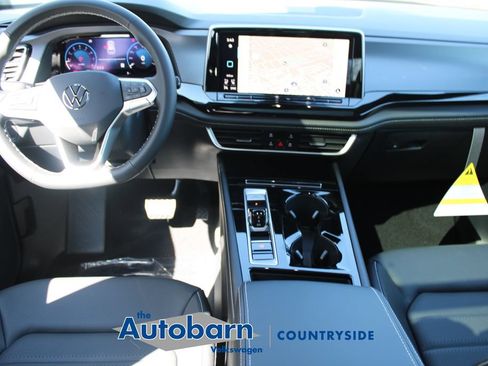 New 2026 Volkswagen Atlas Cross Sport SEL AWD/4WD image 19