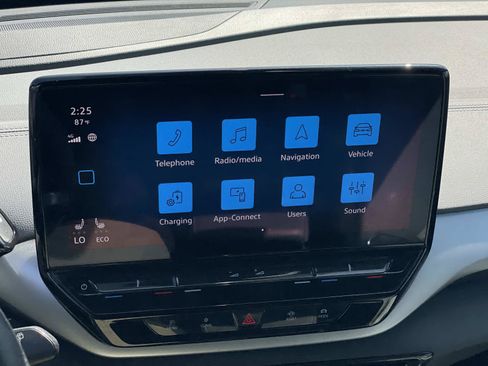 Certified 2023 Volkswagen ID.4 Pro RWD image 13