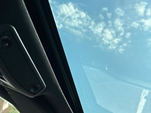 Used 2018 Ford F150 Platinum w/ Equipment Group 701A Luxury image 26