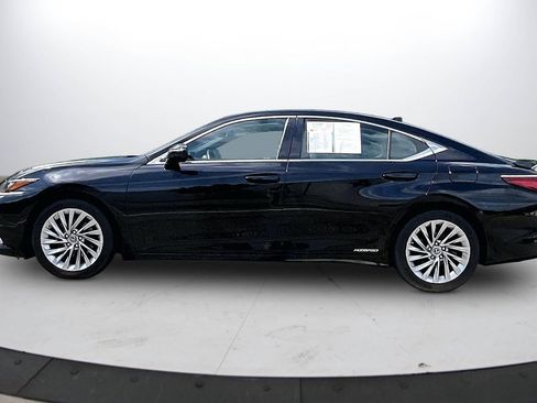 Used 2019 Lexus ES 300h w/ Accessory Package 2 FWD image 5