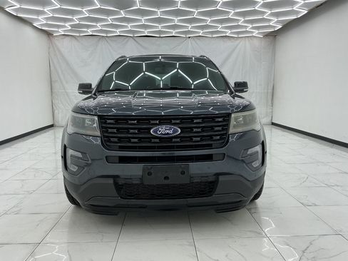 Used 2017 Ford Explorer Sport AWD/4WD image 5