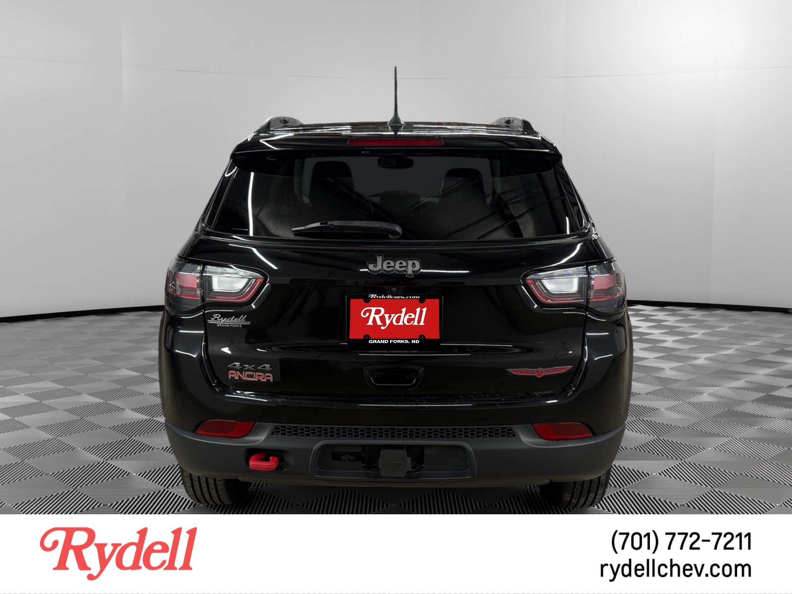 Used 2022 Jeep Compass Trailhawk w/ Trailhawk Elite Group AWD/4WD image 4