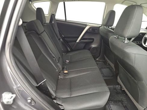 Used 2018 Toyota RAV4 LE w/ All Weather Liner Package AWD/4WD image 30