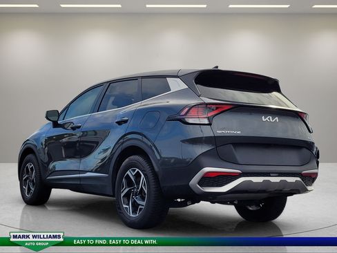 Used 2023 Kia Sportage LX AWD/4WD image 6