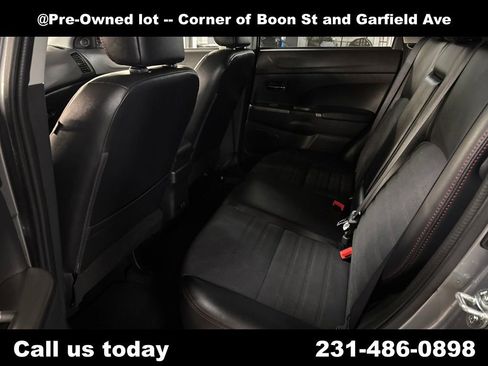 Used 2025 Mitsubishi Outlander Sport SE AWD/4WD image 25