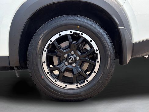 Used 2023 Nissan Pathfinder Rock Creek AWD/4WD image 14