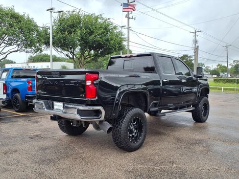 Used 2020 Chevrolet Silverado 2500 LTZ w/ LTZ Texas Edition AWD/4WD image 2