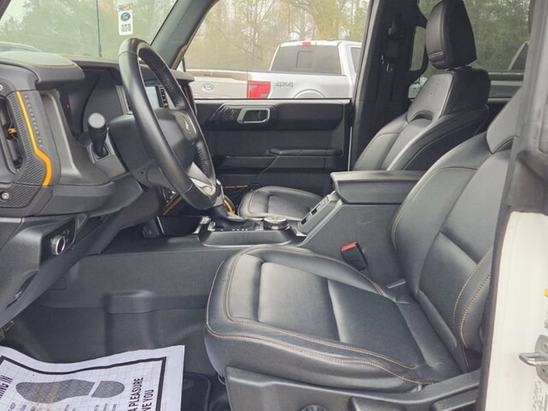 Used 2024 Ford Bronco Badlands AWD/4WD image 6