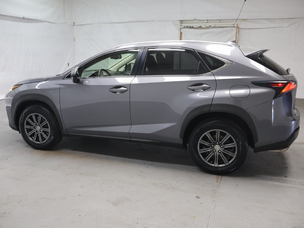 Used 2016 Lexus NX 200t FWD image 4