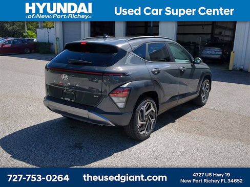 New 2026 Hyundai Kona SEL Premium image 7