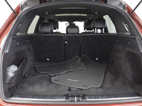 Used 2019 Mercedes-Benz GLC 300 4MATIC image 19