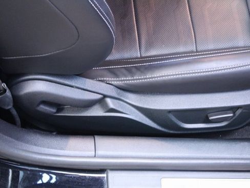 Used 2022 Ford Mustang GT Premium image 9