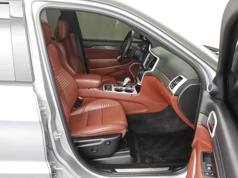 Used 2018 Jeep Grand Cherokee Trackhawk AWD/4WD image 23