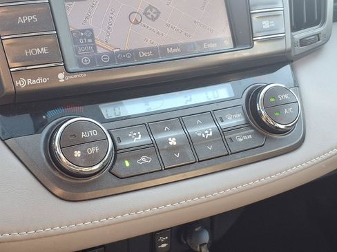 Used 2014 Toyota RAV4 Limited FWD image 10
