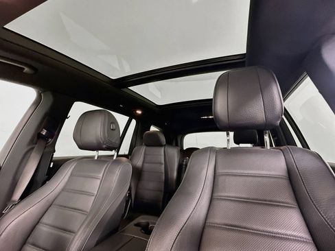 Used 2023 Mercedes-Benz GLS 580 4MATIC image 24