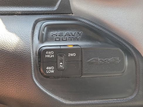 Certified 2024 RAM 2500 Big Horn AWD/4WD image 29