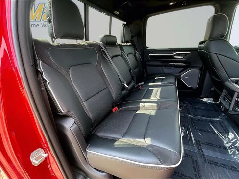 New 2026 RAM 1500 Laramie AWD/4WD image 9