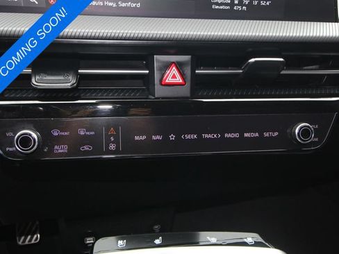 Used 2022 Kia EV6 GT-Line RWD image 28